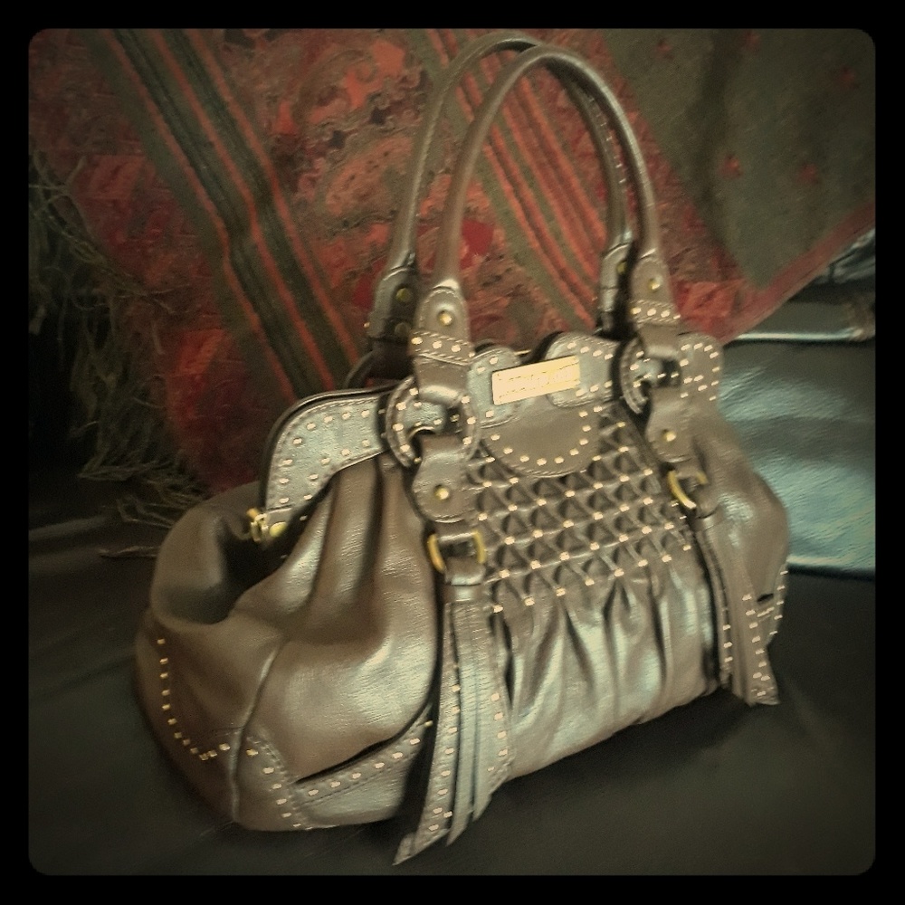 Lockheart Genuine Leather magnetic Snap tote